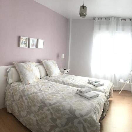 Alojamientos Iruna Пампона Екстериор снимка